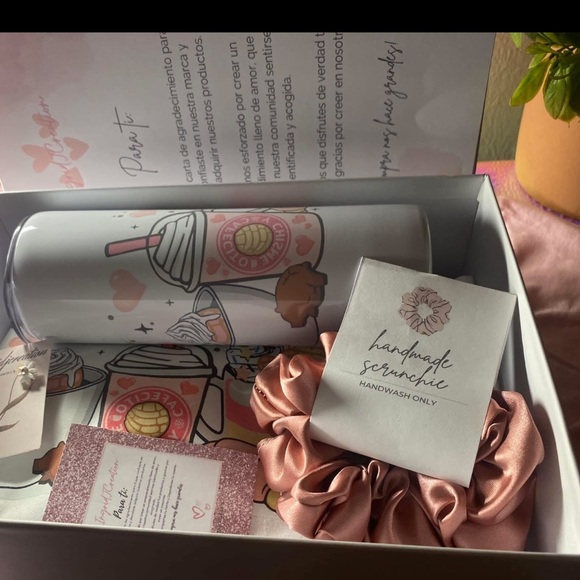 Tumbler with Festive Design Motivational words of the Bible. Perfect for gift - Picture 6 of 6